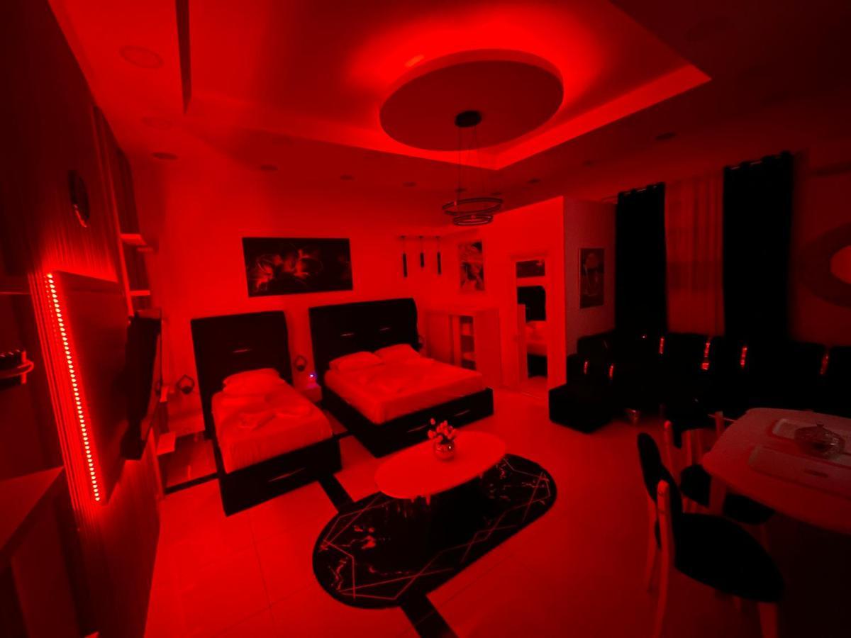 Esto'S Apartament Near Tirana Airport 1 - Self Checkin -Netflix - Free Parking Valjiosi 외부 사진
